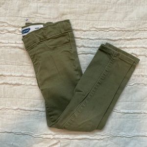 Girls army green skinny XS (5)